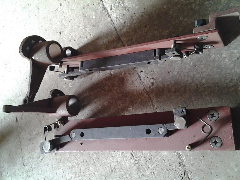 IR吹灰器导向棘爪机构